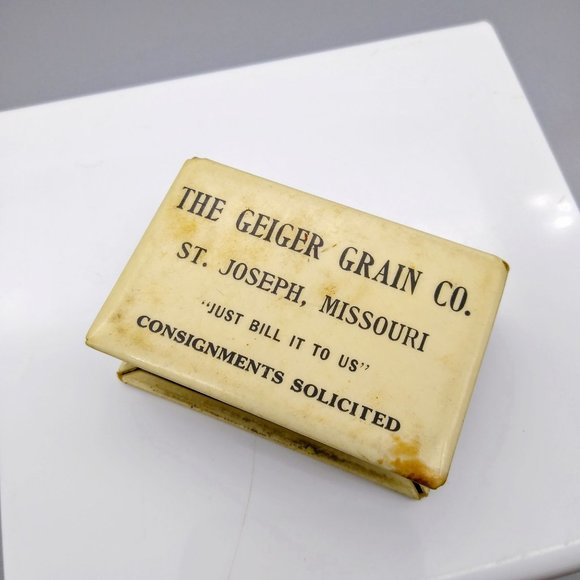 Vintage Advertising Coated Tin Matchbox Slip Cover with Womans Profile Advertise - Picture 5 of 6